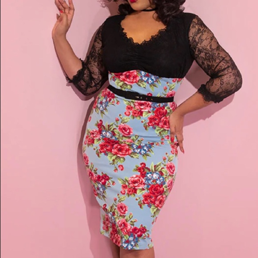 Vixen by Micheline Pitt Romantique wiggle in blue and red vintage roses